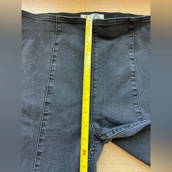 We the Free Penny Flare Jeans Womens 30 Black 70s Boho Free People Pull On - Picture 8 of 10